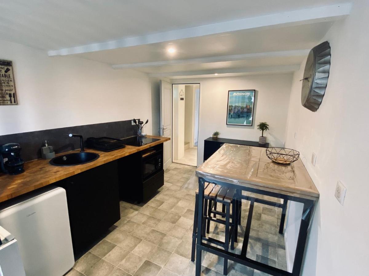 La Bruyere Apartment โรชฟอร์ต-ดู-การ์ ภายนอก รูปภาพ