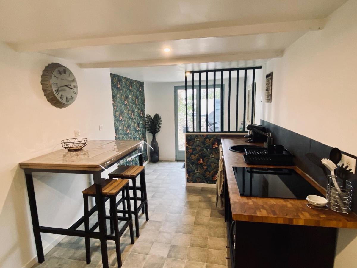 La Bruyere Apartment โรชฟอร์ต-ดู-การ์ ภายนอก รูปภาพ